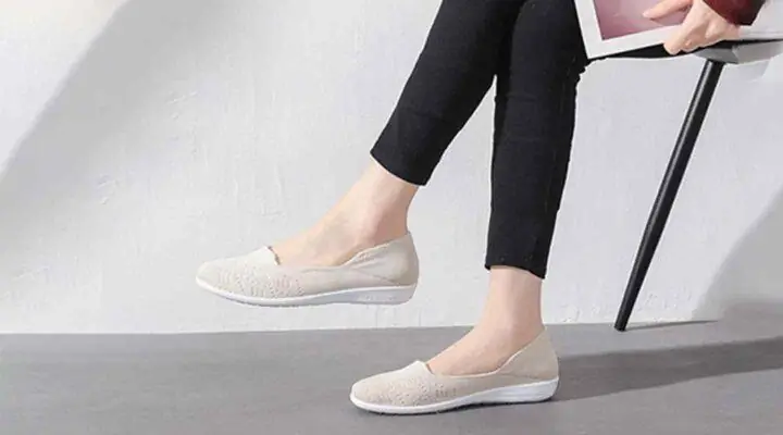 Chân Dài 28cm Đi Giày Size Bao Nhiêu? Bảng Quy Đổi Chuẩn Nhất Cho Bạn