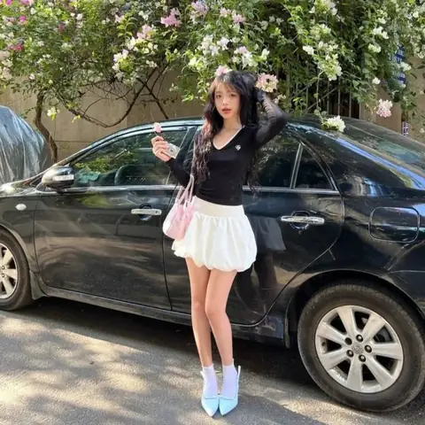 Chân Váy Xếp Ly Ngắn Đi Giày Gì? Top 10+ Kiểu Giày Phối "chuẩn Không Cần Chỉnh"