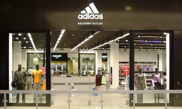 Review Chi Tiết Giày Nike Made In Indonesia: Giá Cả, Chất Lượng & Cách Check Mã Chính Xác