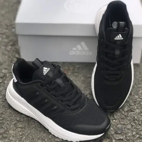 Đánh Giá Chi Tiết Giày Tennis Adidas Courtjam Bounce Ee4320: Lựa Chọn Đáng Cân Nhắc Cho Người Chơi Phong Trào