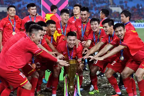 Đánh Giá Chi Tiết: Chiếc Giày Vàng Bóng Đá Nam Sea Games 30