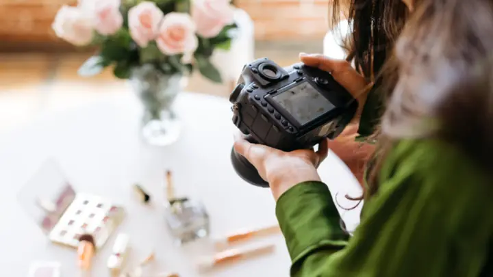 Top 5 Loại Lens Nên Dùng Để Chụp Ảnh Sản Phẩm Giày Dép Chuyên Nghiệp