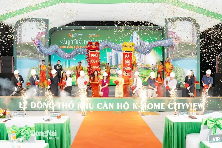 Đánh Giá Chi Tiết Quy Trình Sản Xuất Đế Giày Pu Long Nghị Hân Đánh Giá Chi Tiết Quy Trình Sản Xuất Đế Giày Pu Long Nghị Hân