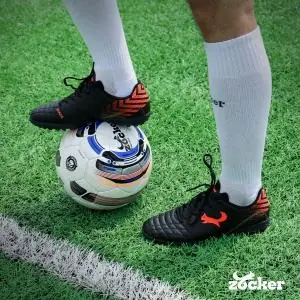 Top 10 Cửa Hàng Bán Giày Đá Bóng Tại Tphcm Uy Tín, Chính Hãng & Giá Tốt
