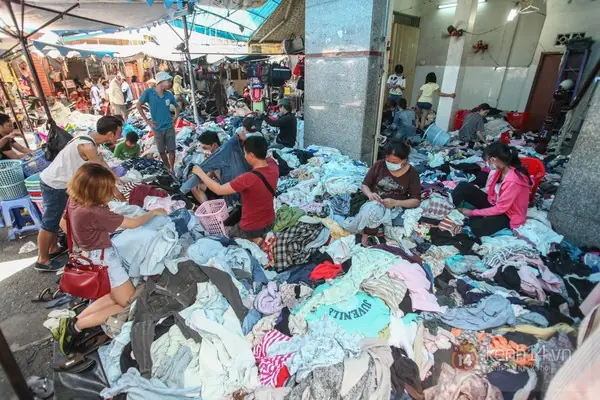 Top 7 Cửa Hàng Giày Dép Hàng Thùng Hà Nội Uy Tín, Giá Tốt