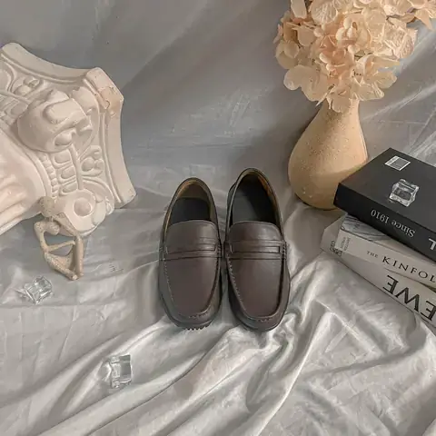 Top 10 Xưởng Đóng Giày Nữ Theo Yêu Cầu Uy Tín Nhất Tại Hà Nội