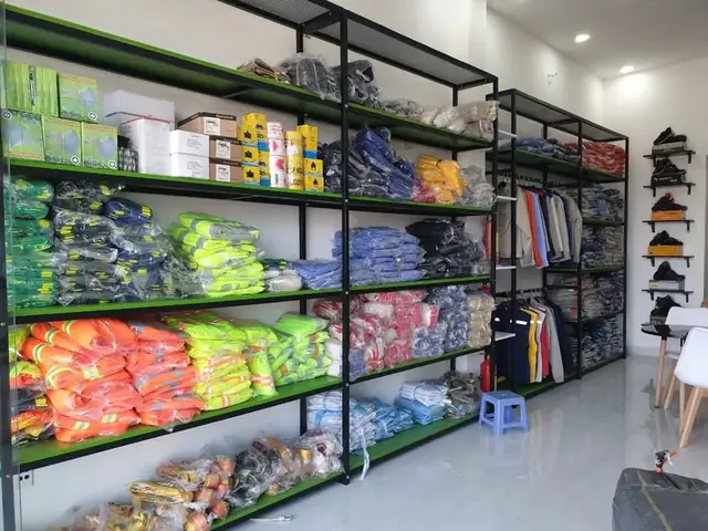 Khám Phá Top 5+ Đơn Vị Cung Cấp Giày Bảo Hộ Lao Động Tại Bình Dương Uy Tín Nhất