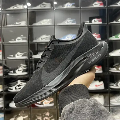 Đánh Giá Chi Tiết Giày Chạy Bộ Nike Air Zoom Pegasus 35: Lựa Chọn Của Vận Động Viên Đa Năng Đánh Giá Chi Tiết Giày Chạy Bộ Nike Air Zoom Pegasus 35: Lựa Chọn Của Vận Động Viên Đa Năng