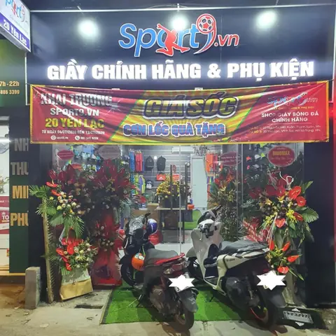 Top 15+ Cửa Hàng Bán Giày Đá Bóng Adidas Chính Hãng Tại Hà Nội Uy Tín Nhất