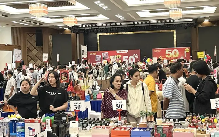 Biti's Hunter: Đánh Giá Chi Tiết Giày Thể Thao Việt Chất Lượng Cao