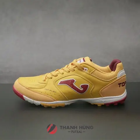 Đánh Giá Chi Tiết: Giày Futsal Có Đá Sân Cỏ Nhân Tạo Được Không?