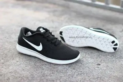 Đánh Giá Chi Tiết Giày Nike Free Run 5.0 Chính Hãng: Lựa Chọn Lý Tưởng Cho Vận Động Viên?
