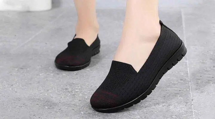 Top 7+ Mẫu Giày Thể Thao Cho Phụ Nữ 40 Tuổi: Phong Cách, Tiện Dụng Và Đáng Đầu Tư