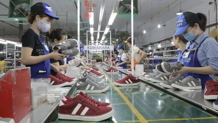 Review Chi Tiết Giày Thượng Đình Tôn Đức Thắng: Top 3 Mẫu Nên Mua Nhất 2026