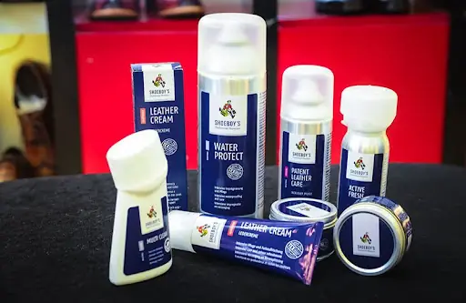 Đánh Giá Kem Vệ Sinh Giày Shoeboy's Multi Clean: Liệu Có Xứng Đáng Là "trợ Thủ Đắc Lực"? Đánh Giá Kem Vệ Sinh Giày Shoeboy's Multi Clean: Liệu Có Xứng Đáng Là "trợ Thủ Đắc Lực"?
