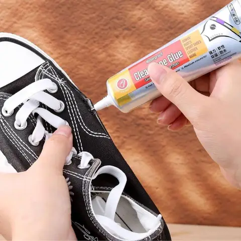 Top 5 Keo Dán Giày Thể Thao Tốt Nhất & Cách Dán Chuẩn Để Tăng Độ Bền Đôi Giày Yêu Thích