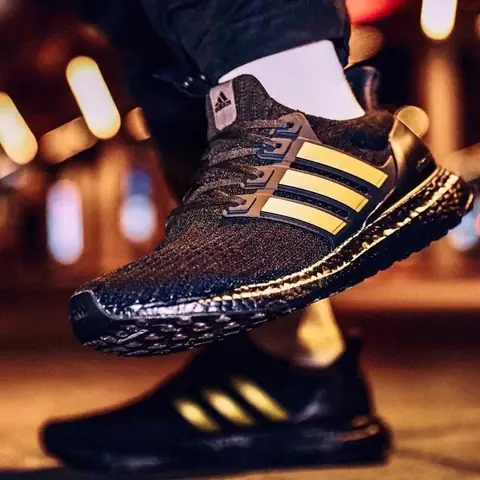 Kinh Nghiệm Chọn Size Giày Adidas Ultra Boost: Hướng Dẫn Chi Tiết Từ A-z Cho Người Chạy Bộ