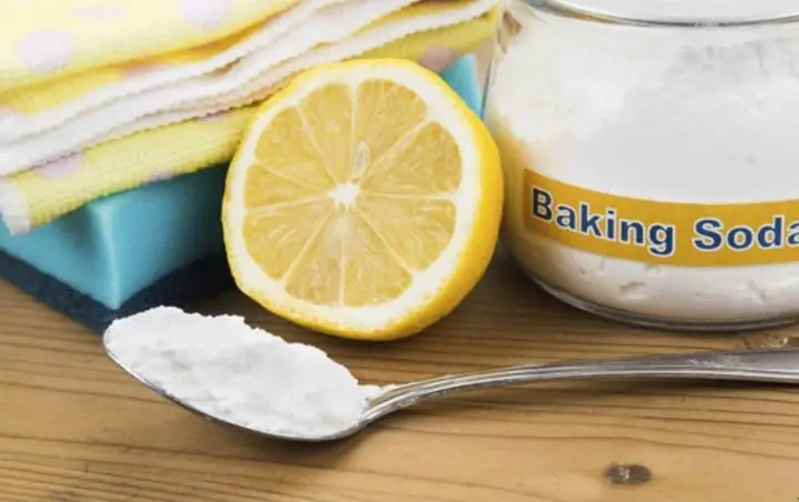 Làm Sao Để Giày Trắng Không Bị Dơ: Hướng Dẫn Bảo Quản Và Làm Sạch Toàn Diện Làm Sao Để Giày Trắng Không Bị Dơ: Hướng Dẫn Bảo Quản Và Làm Sạch Toàn Diện