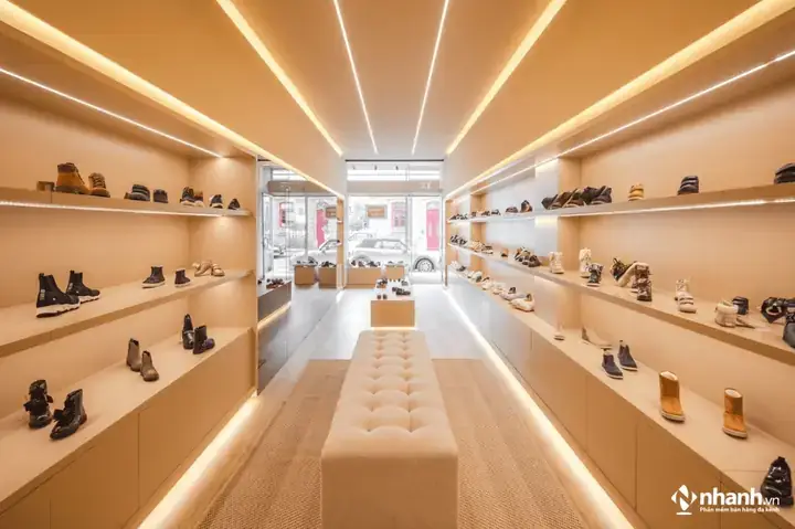 Kinh Nghiệm Mở Shop Giày Thể Thao: Bao Nhiêu Vốn Là Đủ?