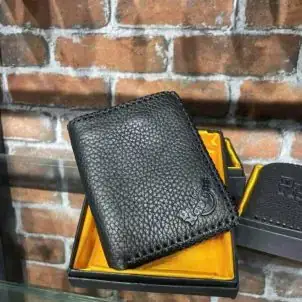 Review Chi Tiết: Có Nên Mua Giày Dr. Martens Cũ Ở Hà Nội? Top 3 Địa Chỉ Uy Tín