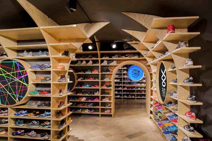 Top 10+ Cửa Hàng Bán Giày Sneaker Ở Hà Nội Uy Tín, Chất Lượng Top 10+ Cửa Hàng Bán Giày Sneaker Ở Hà Nội Uy Tín, Chất Lượng