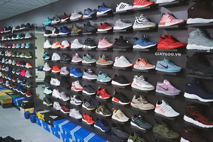 Top 7 Shop Giày Thể Thao Nam Ở Gò Vấp: Review Chi Tiết & Kinh Nghiệm Chọn Mua