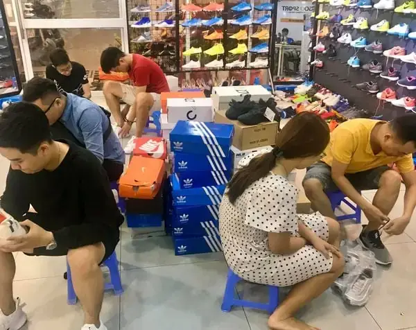 Top 7 Shop Giày Thể Thao Nam Ở Gò Vấp: Review Chi Tiết & Kinh Nghiệm Chọn Mua
