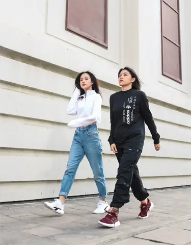 Size Giày Nam Và Nữ Khác Nhau Thế Nào? Cẩm Nang Phân Tích Và Quy Đổi Chuẩn Xác