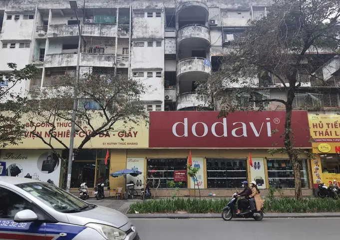 Top 10+ Cửa Hàng Giày Dép Uy Tín Nhất Tại Tp.hcm (cập Nhật 2026)