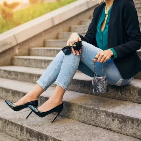 Chiếc Giày Thủy Tinh Tập Cuối Thuyết Minh: Tổng Tất Tần Tật Về Khái Niệm Độc Đáo
