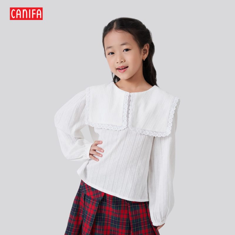 Chọn quần áo size 120 rộng hơn một chút mang lại sự thoải mái cho bé