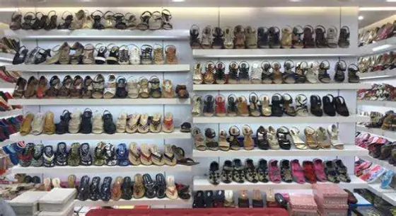 Top 5 Cửa Hàng Giày Dép Uy Tín Và Đa Dạng Tại Quận 1, Tp.hcm