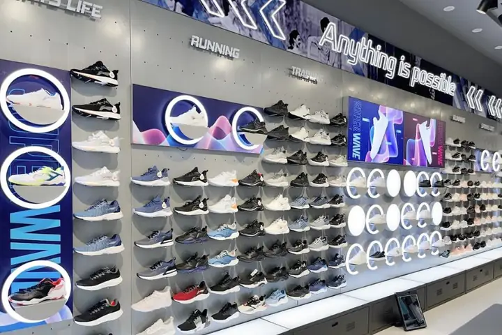 Top 7 Facebook Shop Giày Hoa Tiết Hoa Lá Uy Tín Nhất 2026