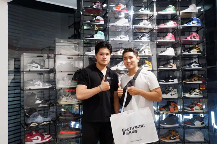 Shop Bán Giày Uy Tín Ở Sài Gòn: Top 5 Lựa Chọn Hàng Đầu